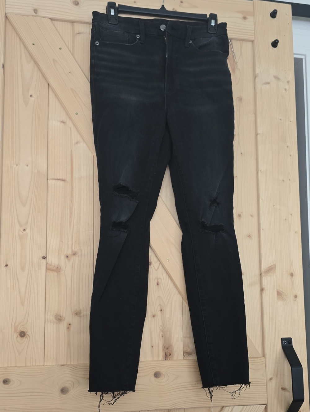 Good American Black Distressed Skinny Jeans